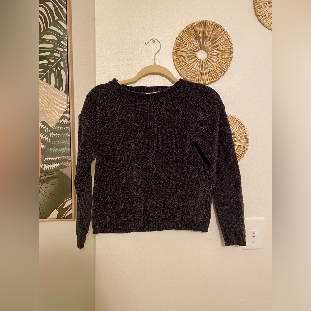 Selling because don’t have office job anymore